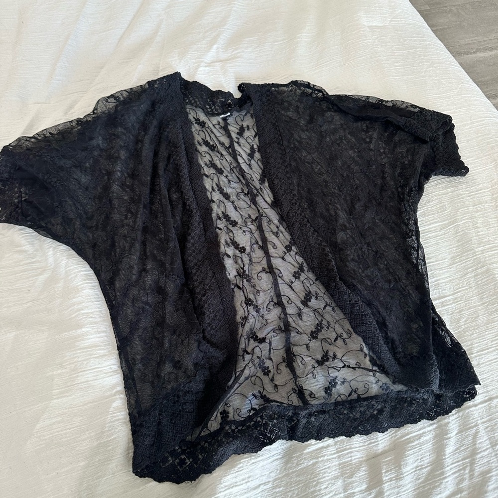 Black lace kimono
